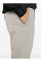 pantalon-gris-eleve-style-ss25