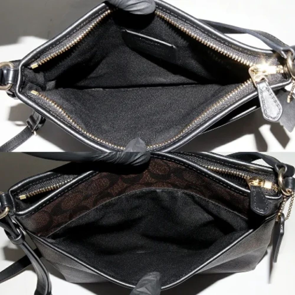 Coach Pre-owned Canvas shoulder-bags Brown Dames