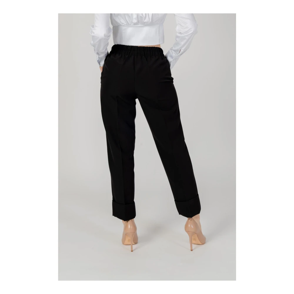 Sandro Ferrone Zwarte elastische broek met zijzakken Black Dames