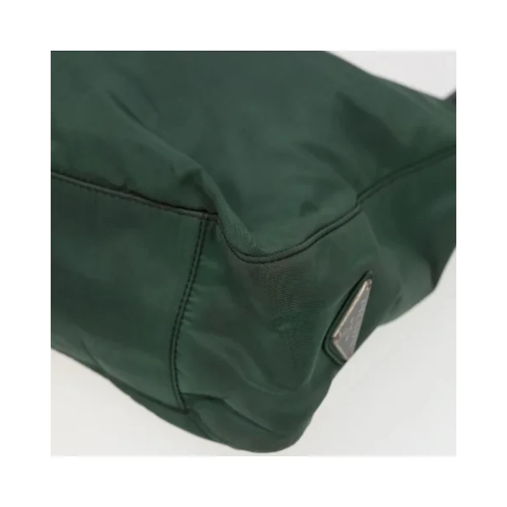 Prada Vintage Pre-owned Nylon handbags Green Dames