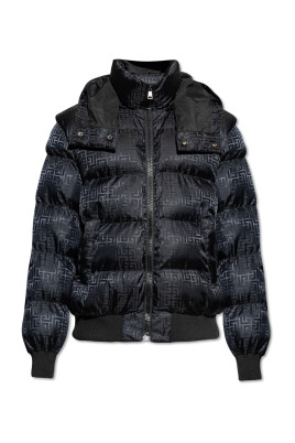 veste-isolee-avec-capuche-amovible