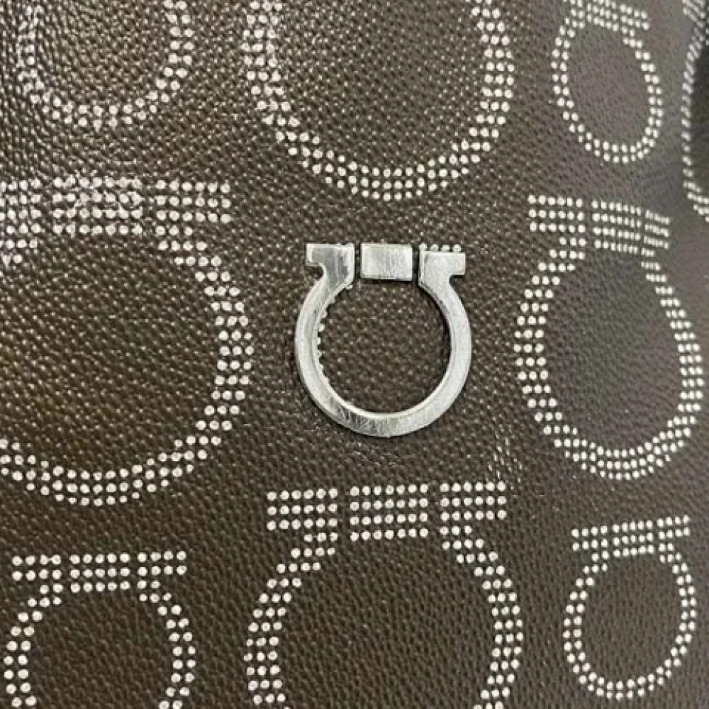 Salvatore Ferragamo Pre-owned Fabric totes Brown Dames