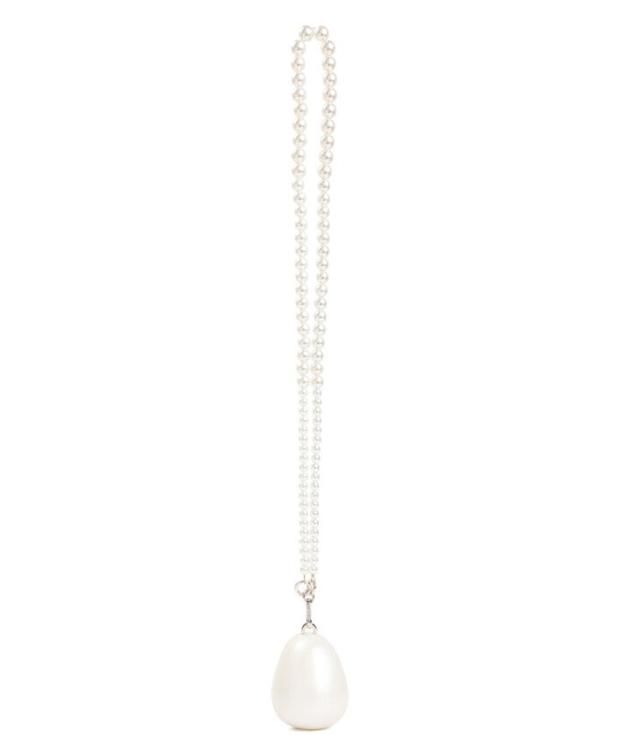 white-pearl-clutch-bag