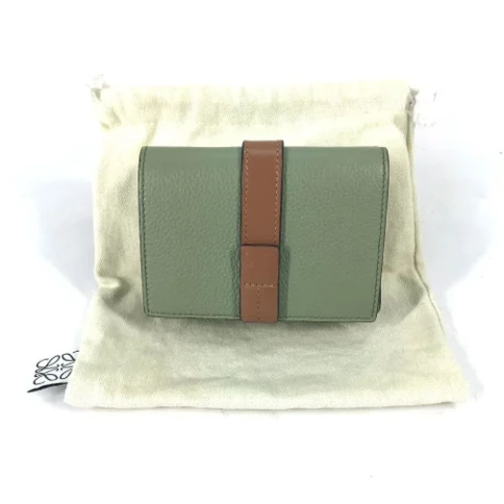 Loewe Pre-owned Leather wallets Green Dames
