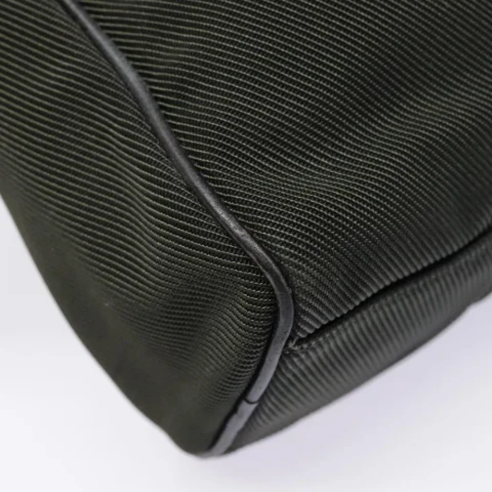 Salvatore Ferragamo Pre-owned Canvas clutches Green Dames