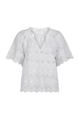 hvid-broderet-bluse