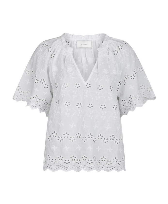 chemisier-blanc-brode