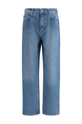 wide-leg-jeans