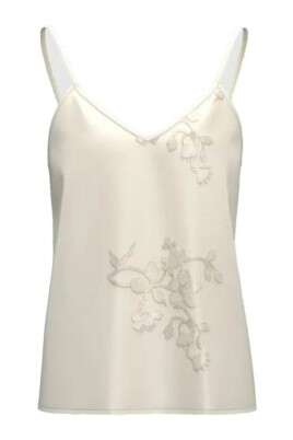 white-top-for-every-occasion