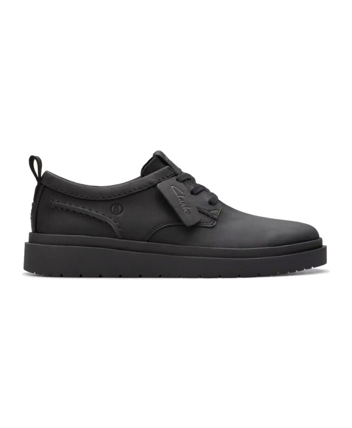 black-leisure-sneakers-for-men