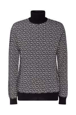 pull-a-motif-monogramme-en-bleu-marine