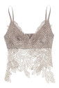 bruine-kant-v-hals-top