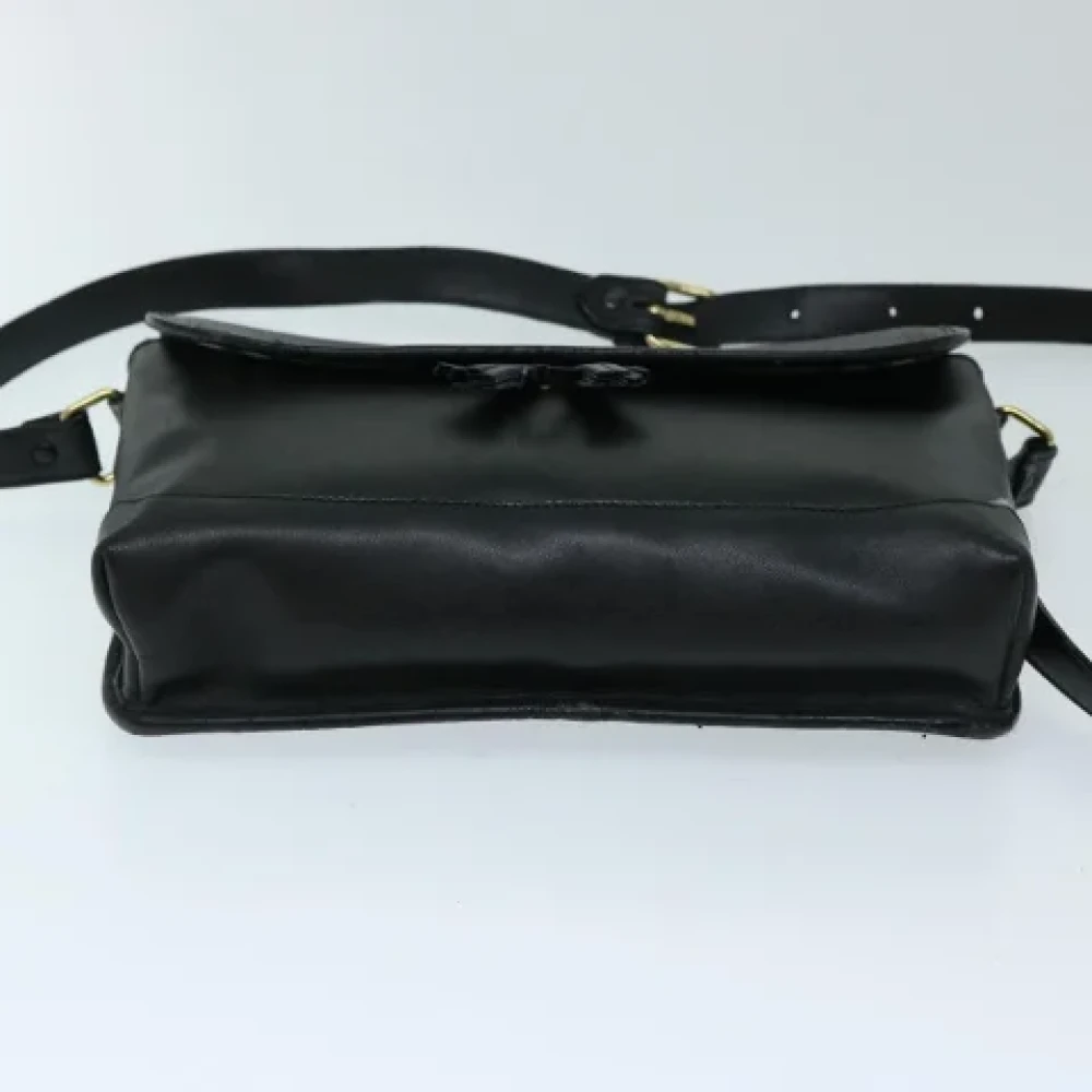 Burberry Vintage Pre-owned Leather shoulder-bags Black Dames