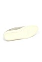 chaussures-en-daim-de-qualite-superieure-grises