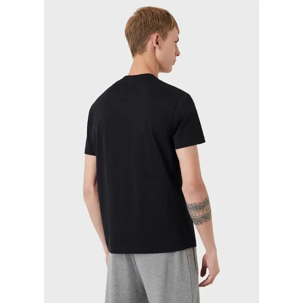 Emporio Armani Essentials Collectie: Tijdloze Stijl voor Elk Seizoen Black Heren