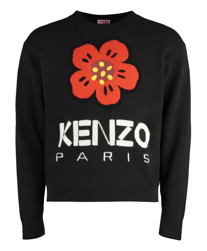 pull-en-laine-avec-fleur-sur-le-devant