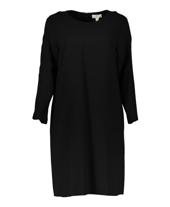 elegant-black-long-sleeve-dress