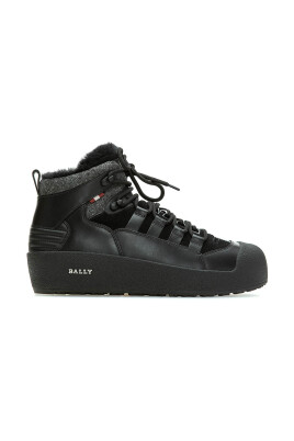 stylish-leather-boots-for-men