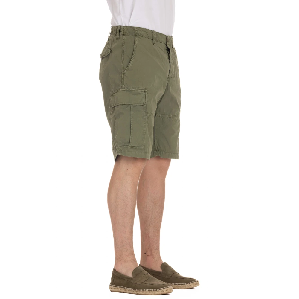 Myths Groene Katoenen Bermuda Shorts Ares Green Heren