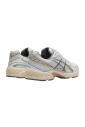 wit-klei-grijs-hardloopschoenen