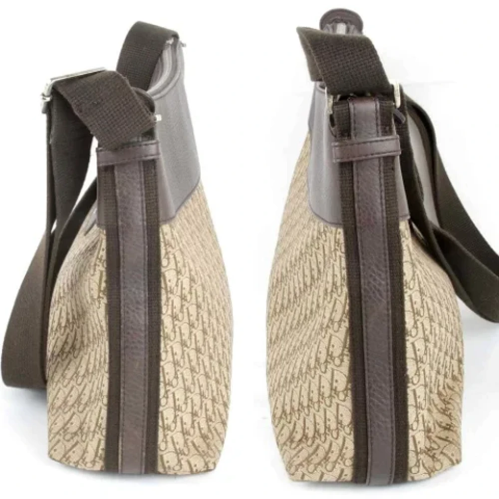 Dior Vintage Pre-owned Canvas shoulder-bags Brown Dames