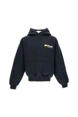 black-hooded-sweatshirt-with-front-print