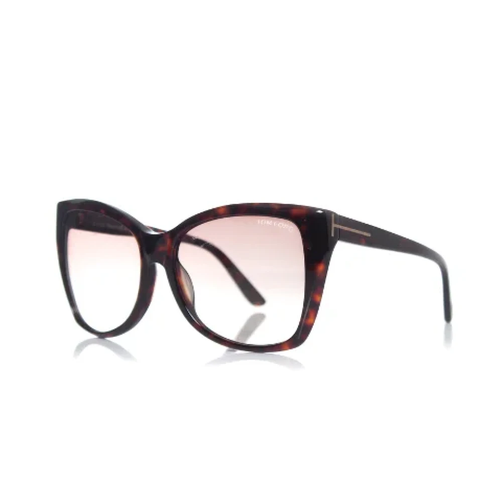 Tom Ford Pre-owned Plastic sunglasses Brown Dames