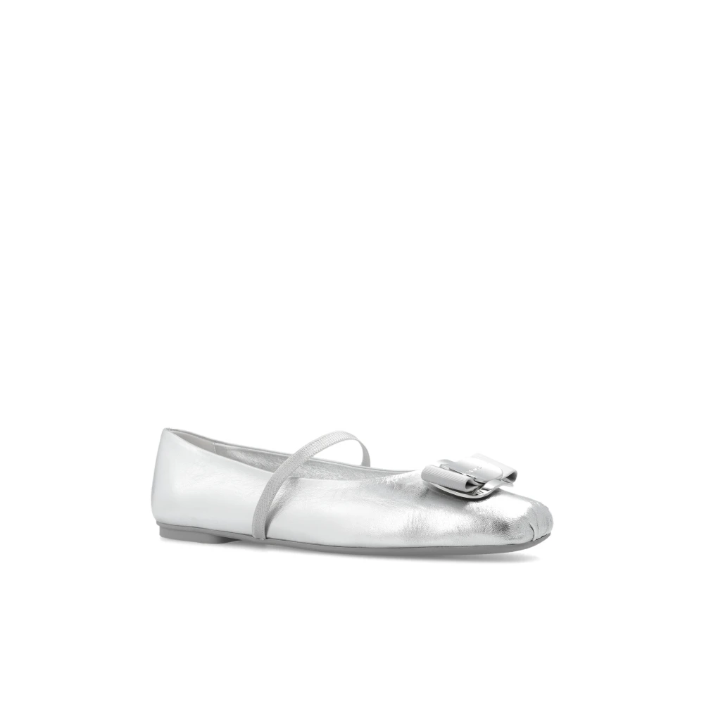 Salvatore Ferragamo Zina ballerina's Gray Dames