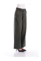 groene-jeans-met-rits-en-knoop