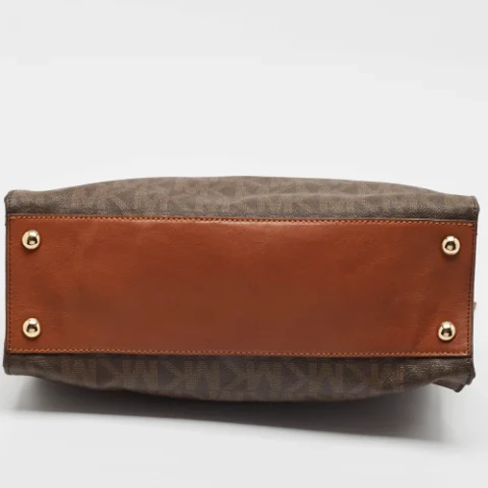 Michael Kors Pre-owned Canvas handbags Brown Dames