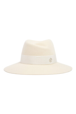chic-fedora-hat-nude-neutrals