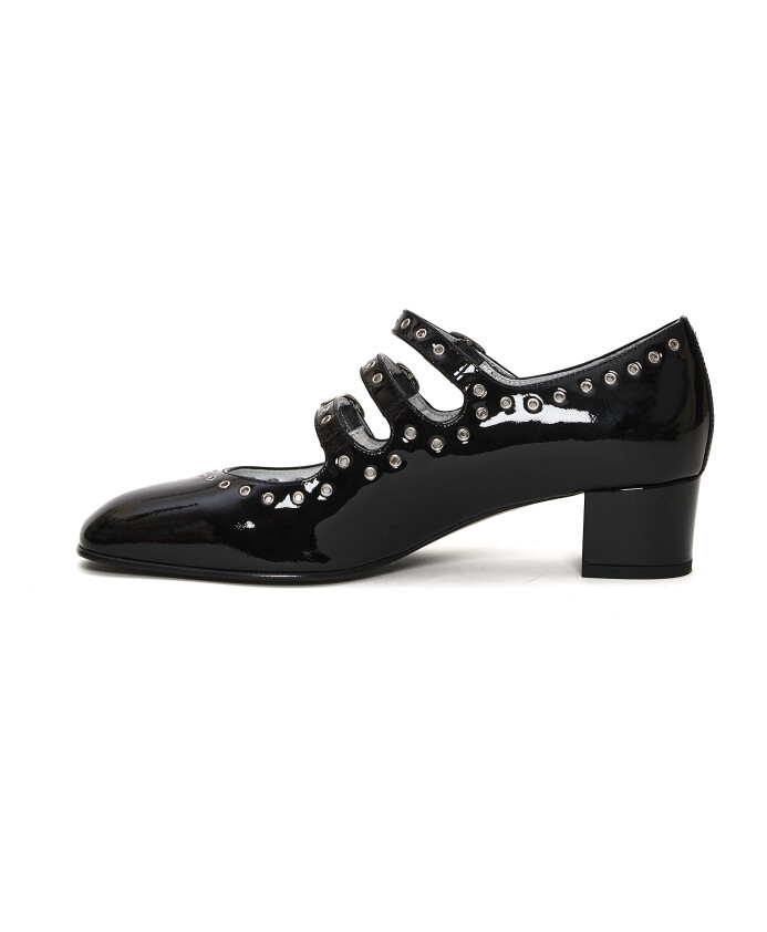 black-patent-leather-pump-with-straps