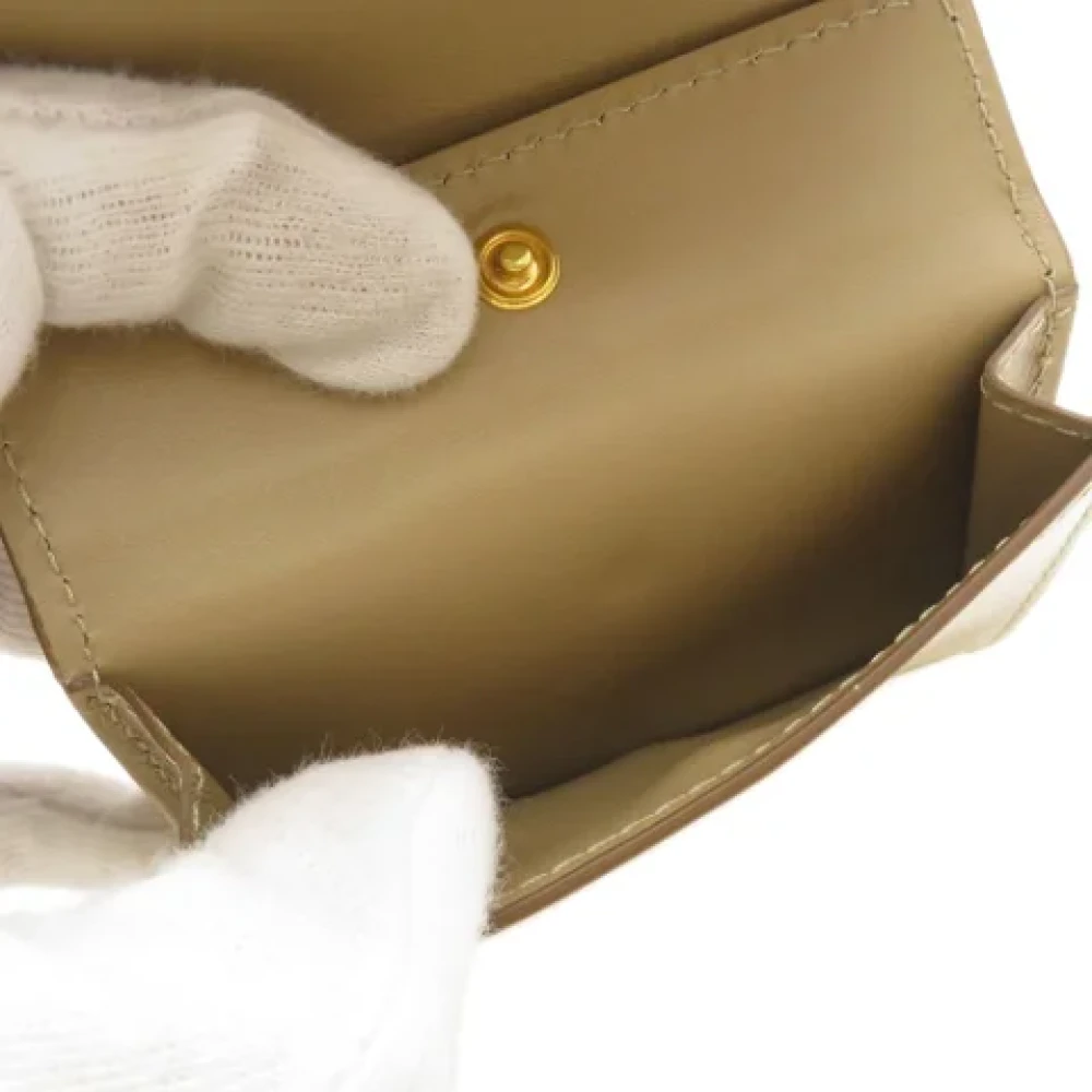 Burberry Vintage Pre-owned Leather wallets Beige Dames