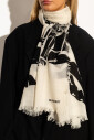 echarpe-a-bords-effiloches-avec-motif-ekd