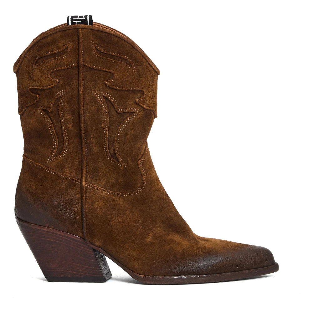 Shoes > Boots > Cowboy Boots - - Elena Iachi - Modalova