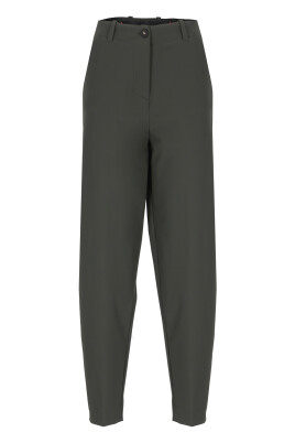 green-trousers-with-belt-loops