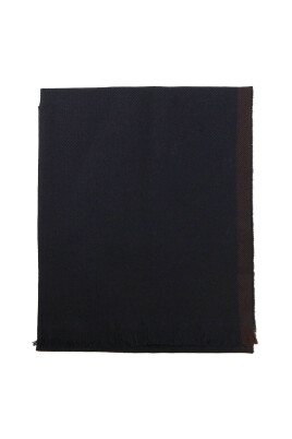 wool-fringed-scarf