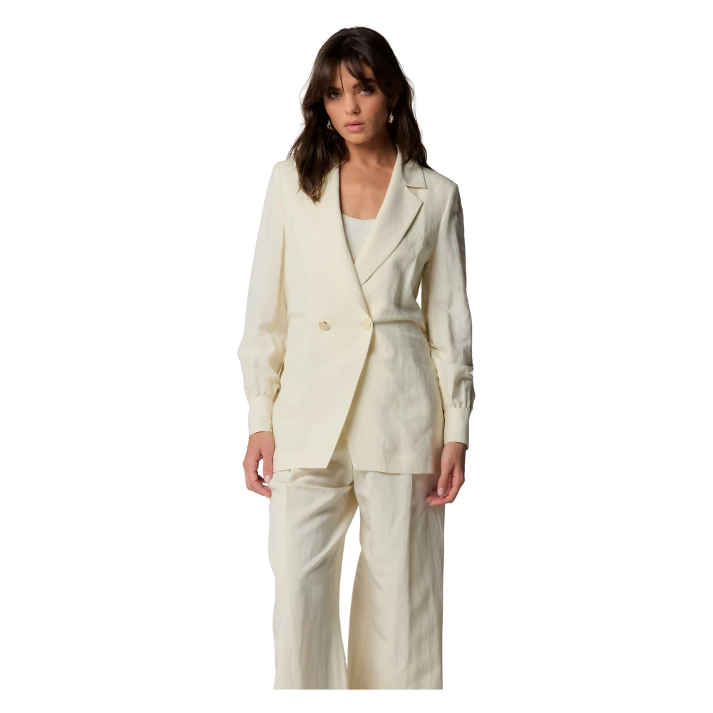 Kocca Stijlvolle Blazers voor een Chic Look Beige Dames