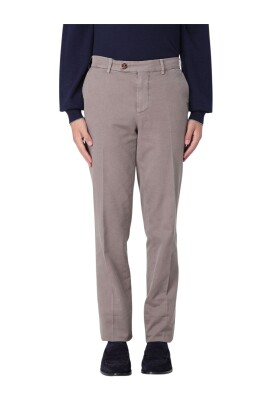 versatile-styling-relaxed-fit-trousers
