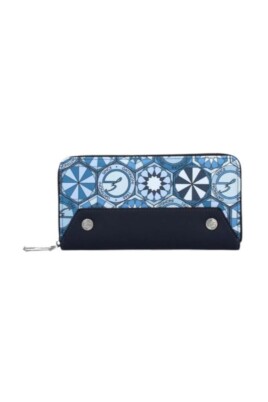 blue-wallets-and-cardholders-wztaa3