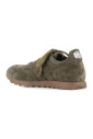 sneakers-en-daim-vert-avec-semelle-en-liege