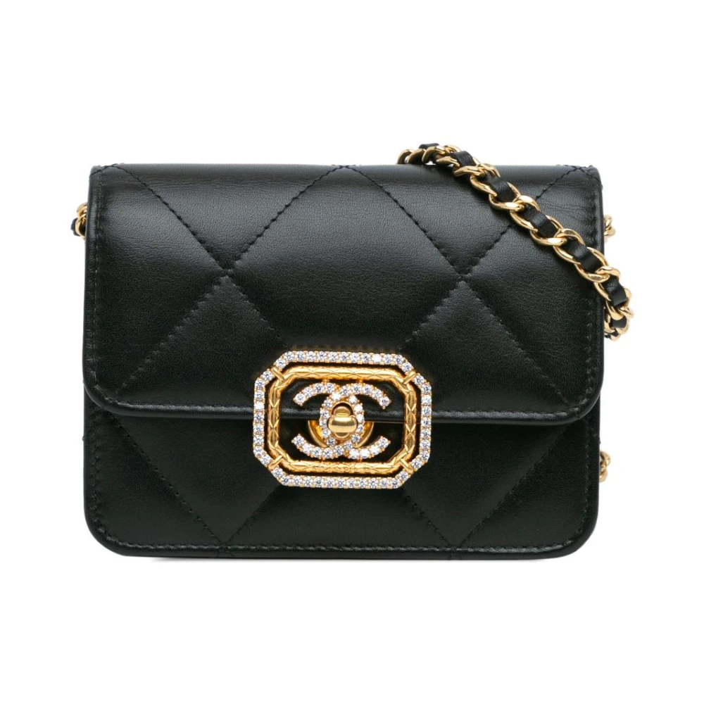 Chanel Vintage Women's Black Pre-Owned Elegant Quilted Flap Bag With Chain Strap And Embellished Clasp