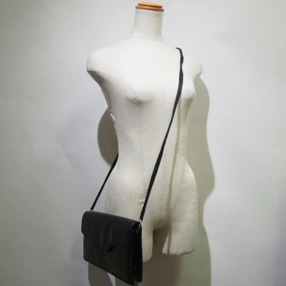 Bally Pre-owned Fabric shoulder-bags Black Dames