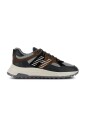 sneaker-en-cuir-noir-avec-semelle-hyper