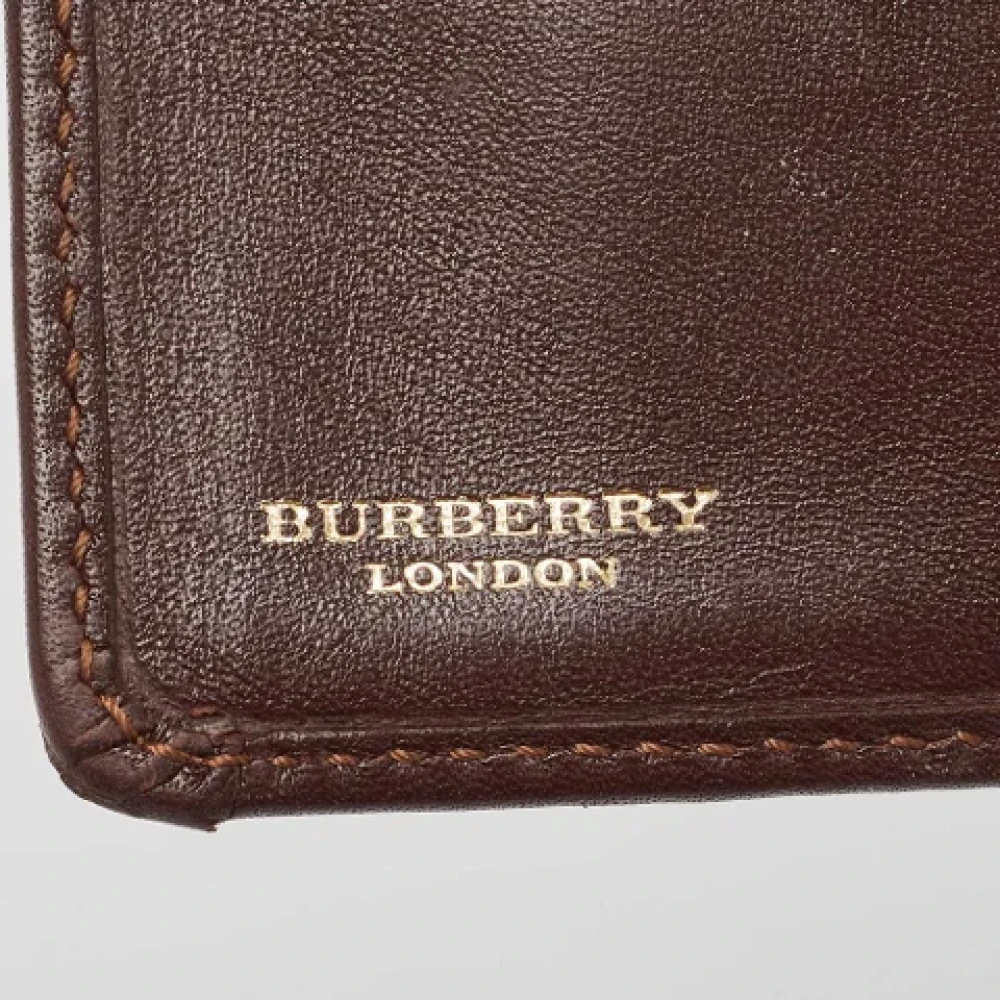 Burberry Vintage Pre-owned Coated canvas wallets Brown Dames
