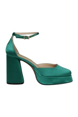 satin-chunky-heel-pumps