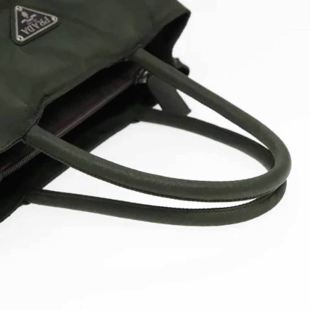 Prada Vintage Pre-owned Nylon handbags Green Dames