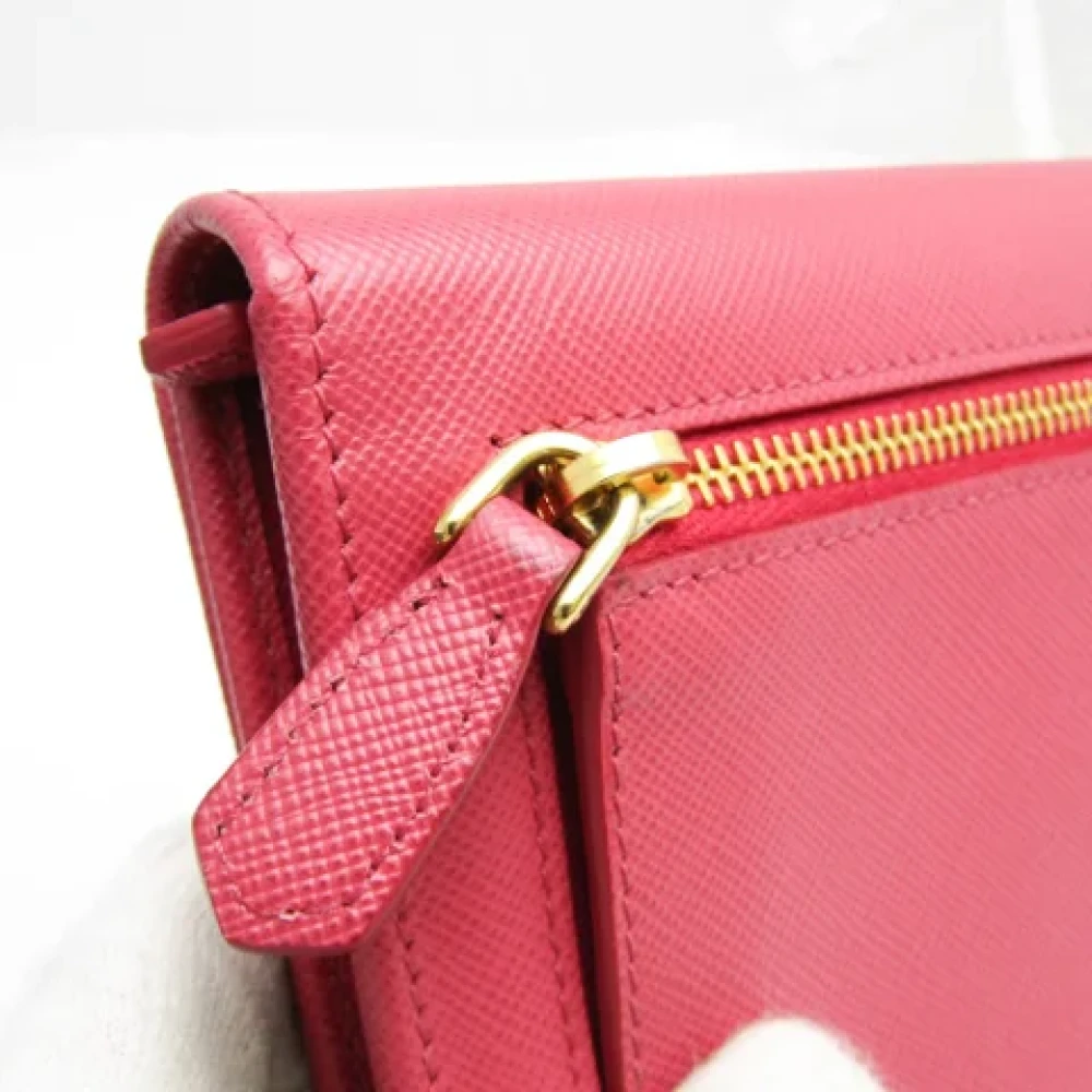 Prada Vintage Pre-owned Fabric wallets Red Dames