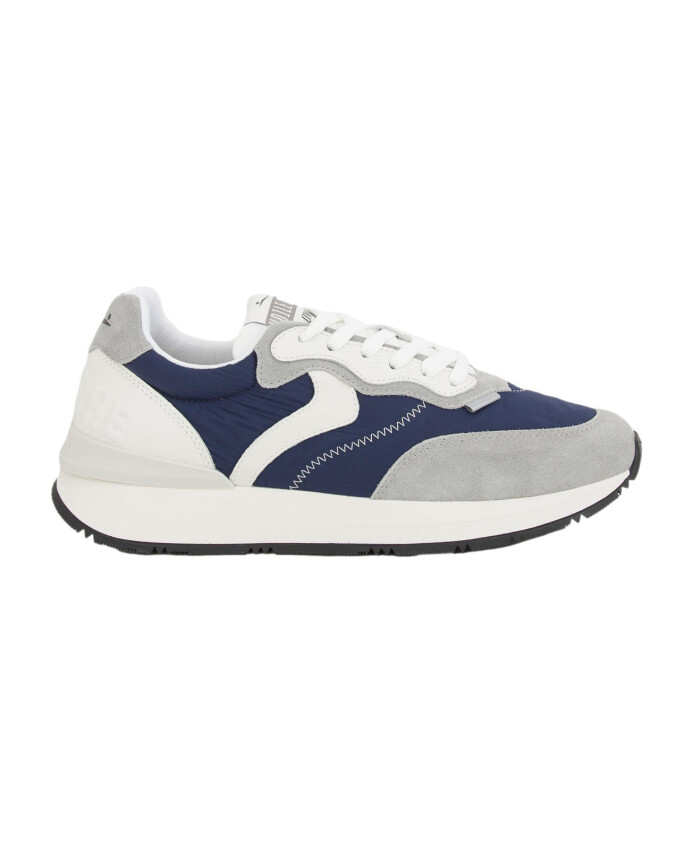 sneaker-bleu-design-elegant