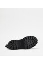 chelsea-boot-en-cuir-noir-avec-semelle-en-caoutchouc-style-tank